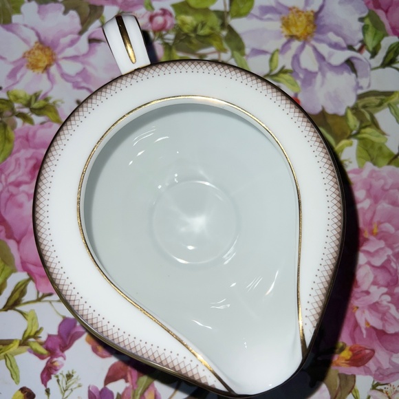 Noritake “Joanne” pattern Creamer - EUC - Picture 4 of 10